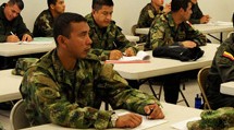 capacitan a militares