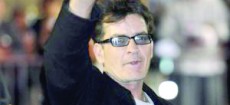 Charlie Sheen homofobia