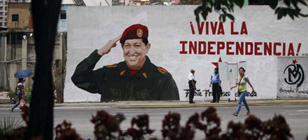 Venezuela se aboca a unas elecciones completamente dominadas por Chávez