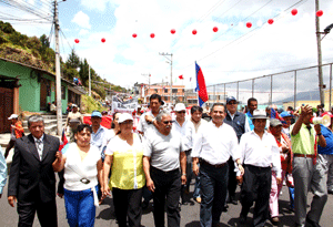 9-barrio-la-lucha-de-los-pobres-desfile-30-años-comparsas-música