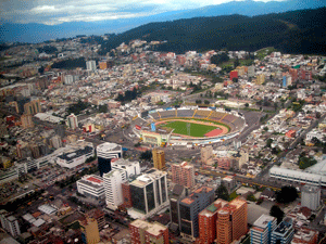 15-estadio-atahualpa-ecuador-bolivia