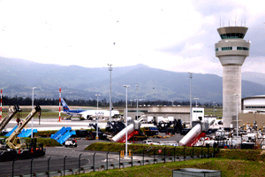 26-aeropuerto-de-quito-nominado-premios-360º