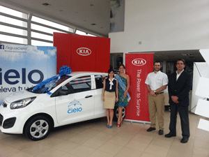 31-reina-de-guayaquil-kia-picanto