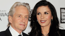 32-Michael-Douglas-y-Catherine-Zeta---Jones-reconciliación