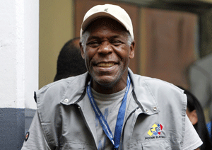 Danny Glover Ecuador visita campo Chevron juicio internacional por contamina