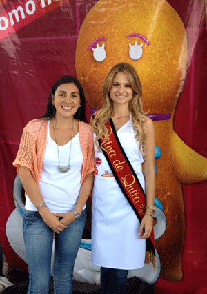 En la foto: Daniela Proaño, Gerente de Marca Royal y Silvana Di Mella, Reina de Quito