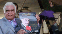 "Pero sigo siendo el rey", libro sobre Vicente Fernández