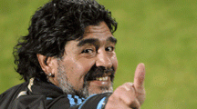 Diego Armando Maradona cree que Argentina será campeón