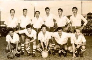 Emelec campeón 1957, ayer sumó su estrella número 11