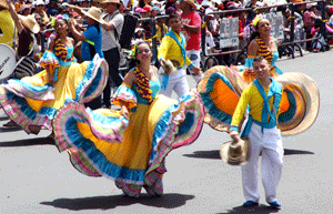  Desfile de Confraternidad en el sur de Quito